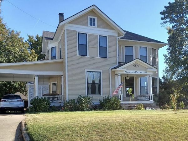 1014 E Main Street, Batesville, AR 72501