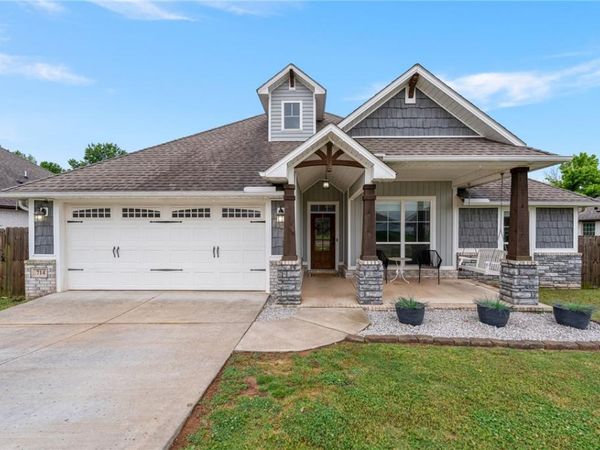 714 Macdonald Drive , Pea Ridge, AR 72751
