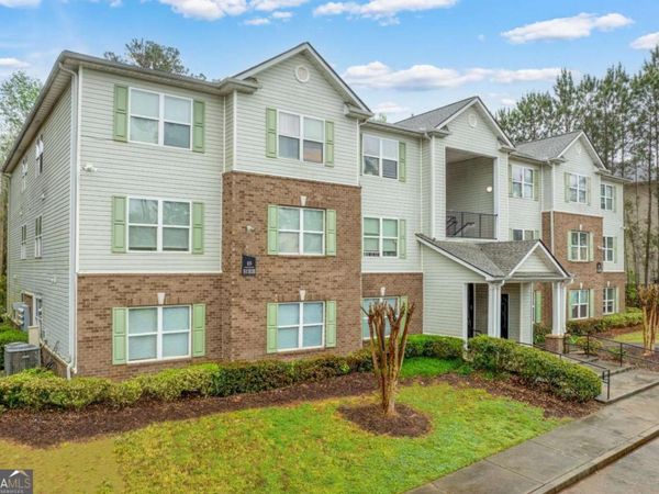 13202 Fairington Ridge Circle, Lithonia, GA 30038