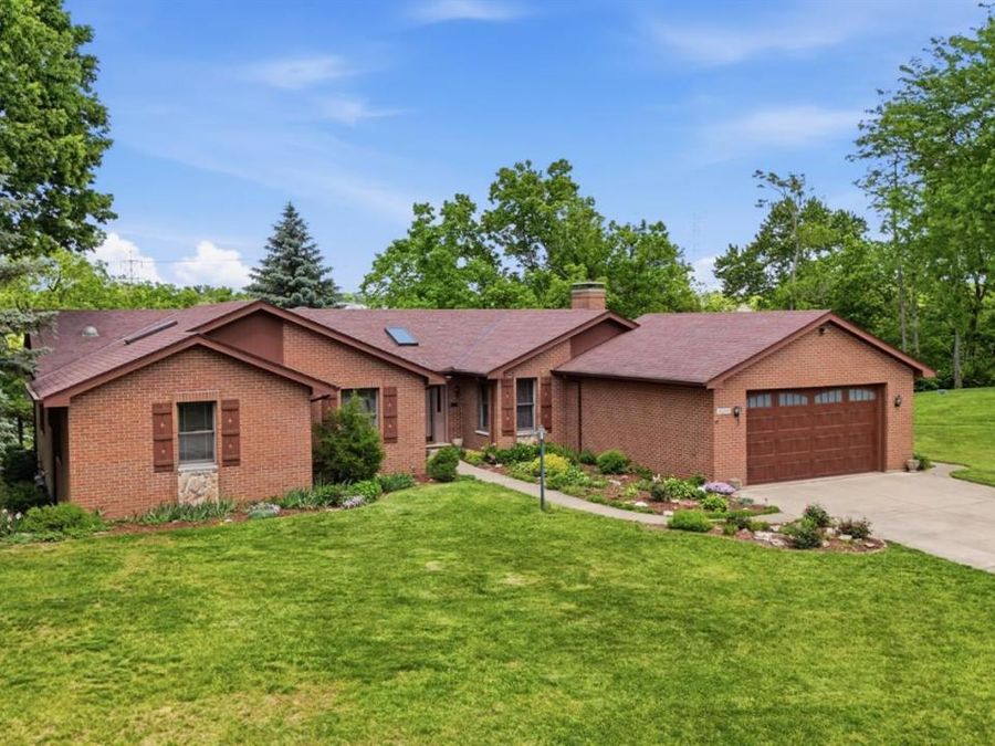 4290 Marcrest Drive, Cincinnati, OH 45211 Photo 1