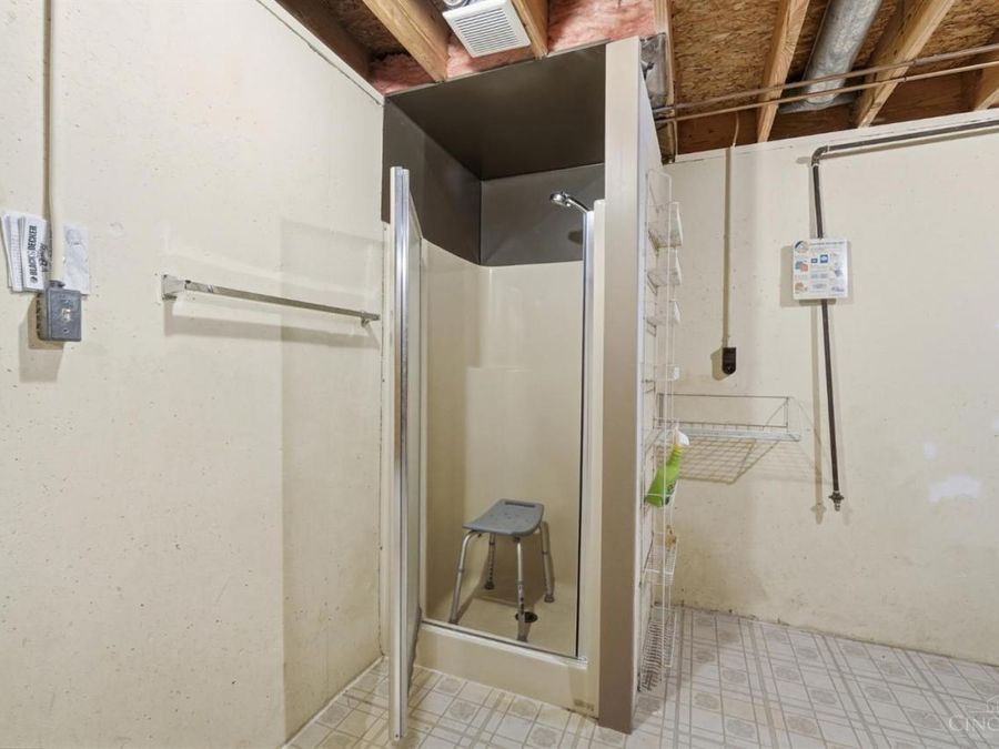 4290 Marcrest Drive, Cincinnati, OH 45211 Photo 61