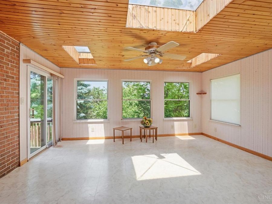 4290 Marcrest Drive, Cincinnati, OH 45211 Photo 7