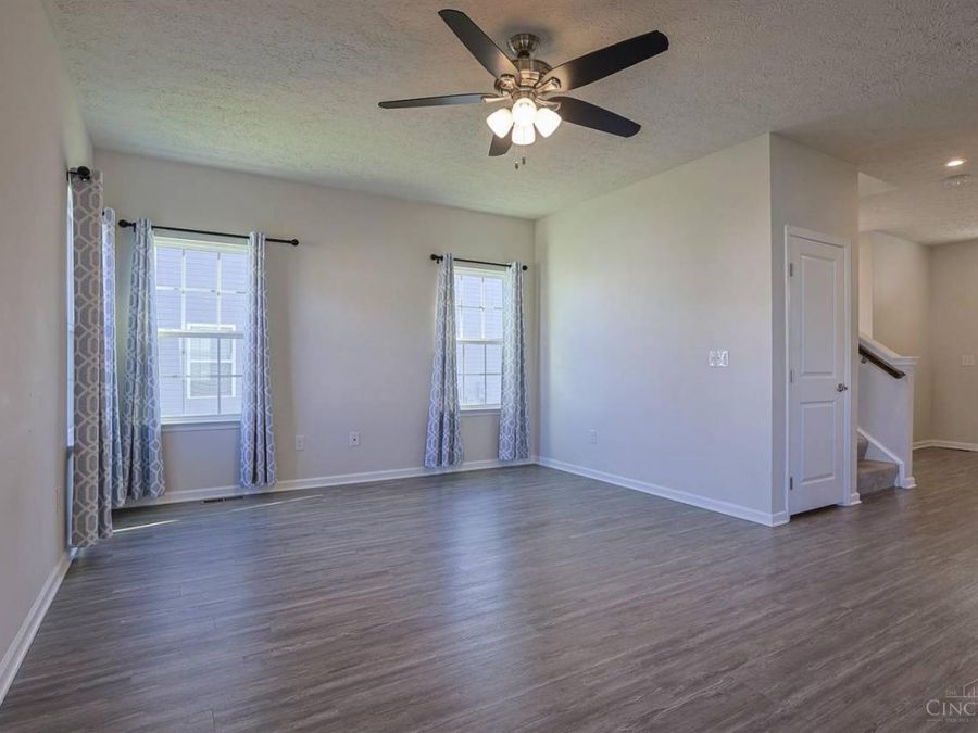 1239 Springfield Drive, Harrison, OH 45030 Photo 9