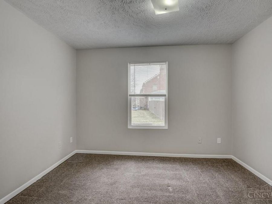 5547 Kirby Avenue, Cincinnati, OH 45239 Photo 16