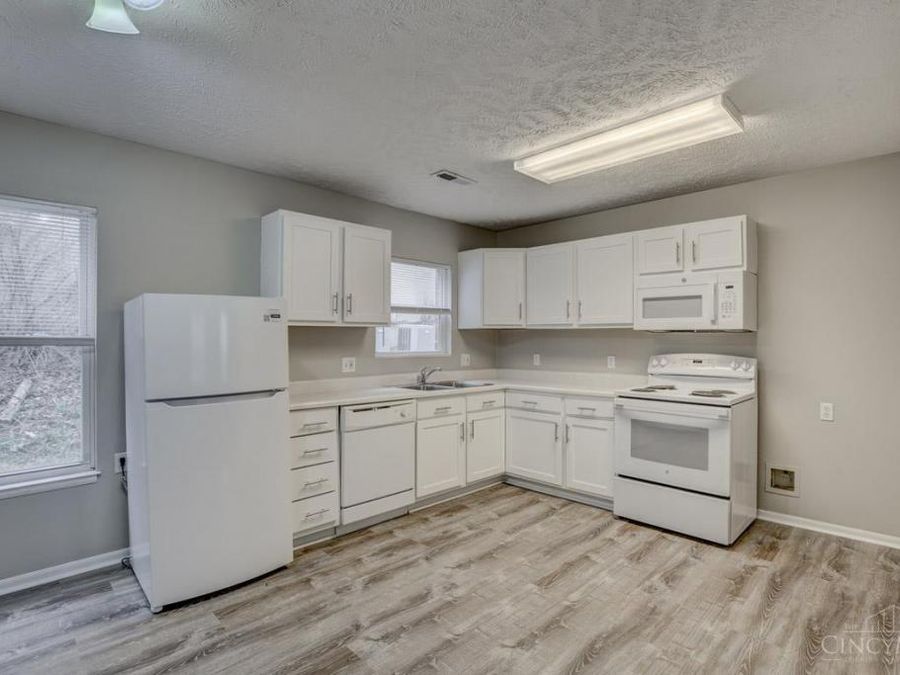 5547 Kirby Avenue, Cincinnati, OH 45239 Photo 18