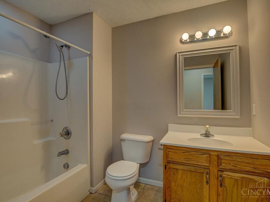 5547 Kirby Avenue, Cincinnati, OH 45239 Photo 25