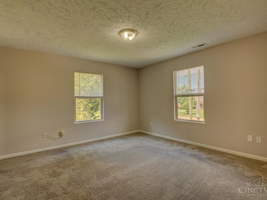 5547 Kirby Avenue, Cincinnati, OH 45239 Photo 26