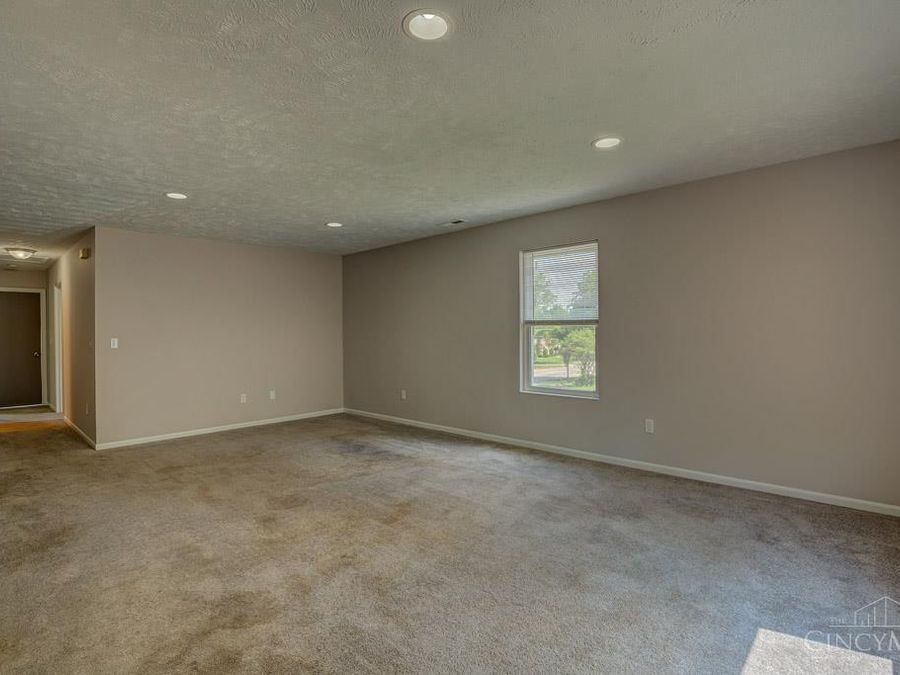 5547 Kirby Avenue, Cincinnati, OH 45239 Photo 33