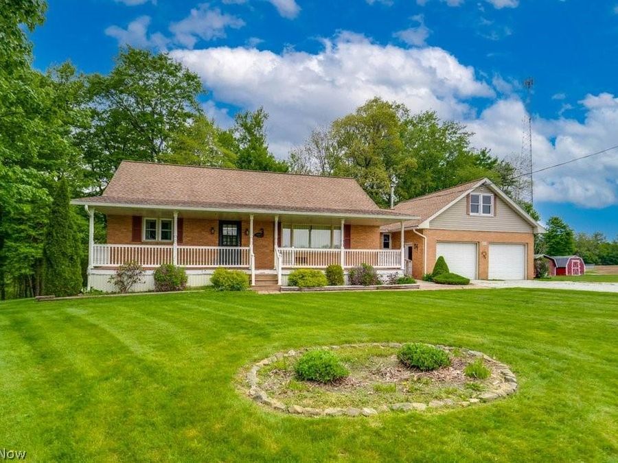 2267 Bellflower Road NE, East Rochester, OH 44625 Photo 1