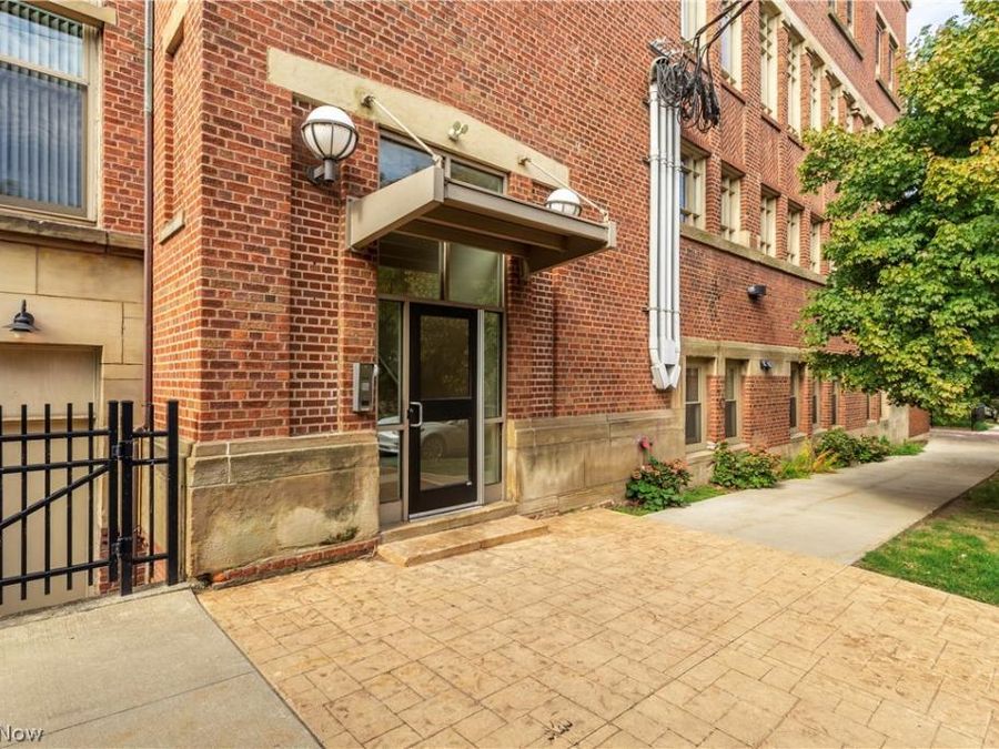 3200 Franklin Boulevard , Unit 204, Cleveland, OH 44113 Photo 1
