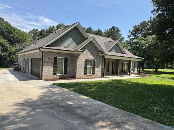 228 Kathy Lynn Lane, Hollywood, AL 35752