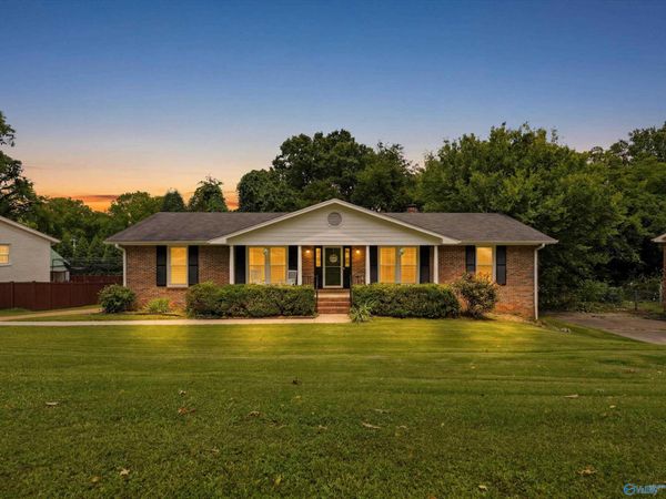 7613 Fleming Hills Drive SW, Huntsville, AL 35802