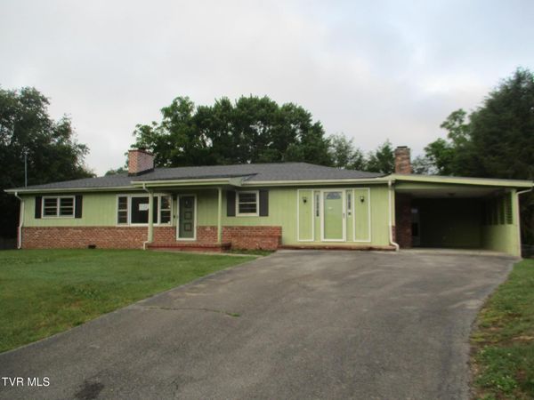 206 Cloverdale Place, Bristol, TN 37620