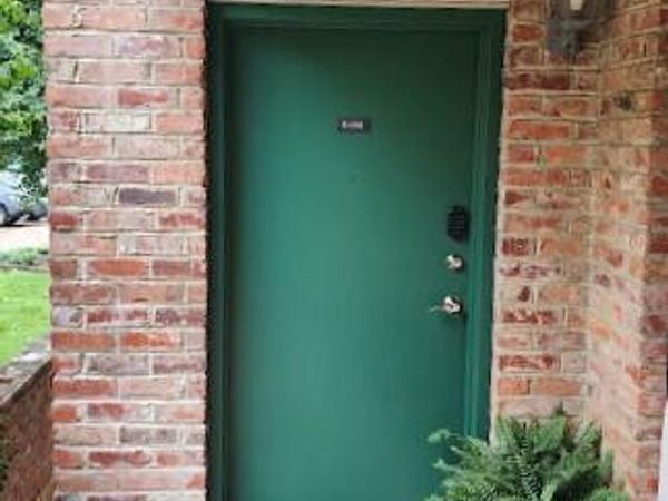 2718 Painter Ave, Knoxville, TN 37919