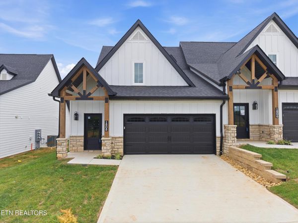 1808 Poplar Springs Place, Maryville, TN 37803