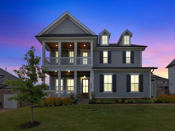 1016 Pine Creek Dr , Arrington, TN 37014