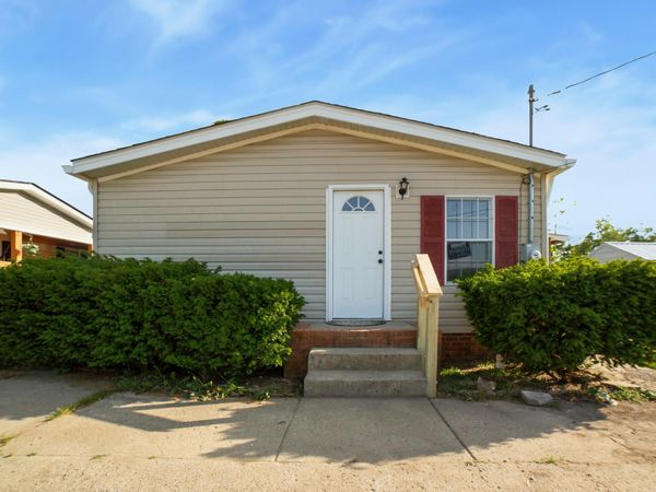 753 W Eastland St , Gallatin, TN 37066