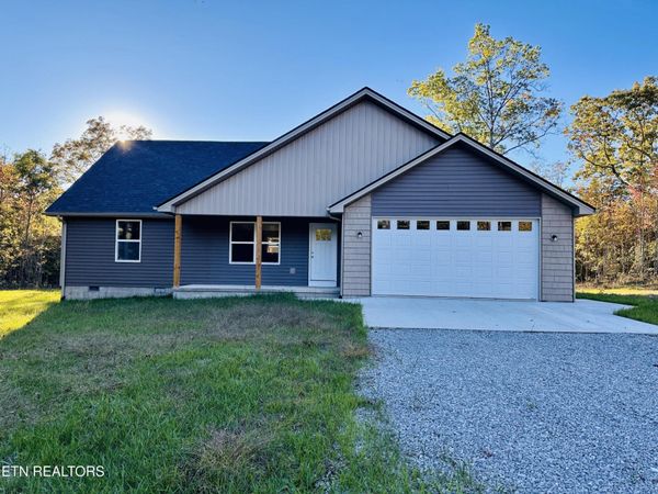 560 Saint Anthony Drive , Jamestown, TN 38556