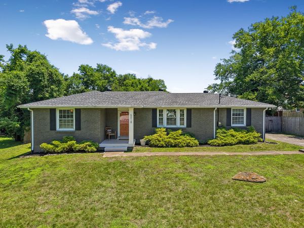 5018 Bonnawell Dr , Hermitage, TN 37076