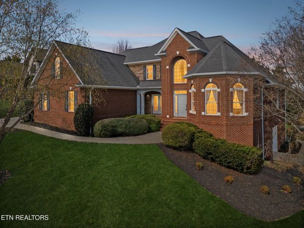 1755 Inverness Drive , Maryville, TN 37801