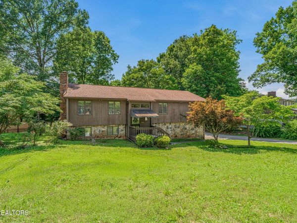 515 Echo Valley Rd , Knoxville, TN 37923