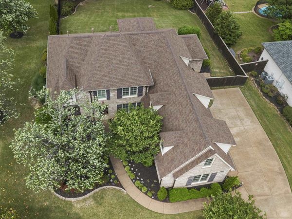 10220 HERONS RIDGE DR, Lakeland, TN 38002