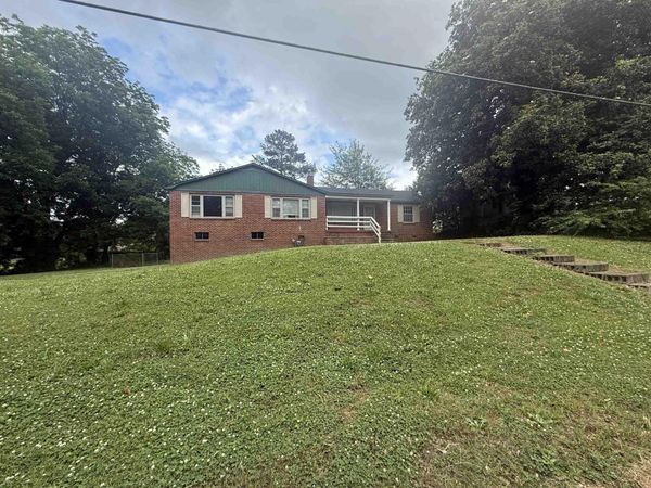 3212 12th Ave, Sheffield, AL 35660
