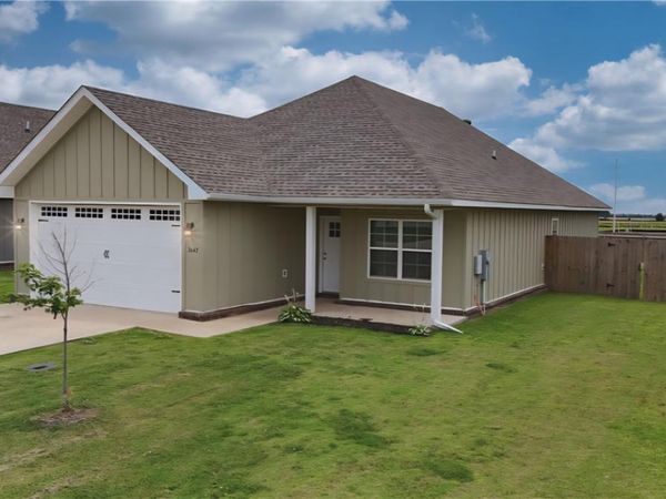 3647 Red Maple Way , Jonesboro, AR 72404