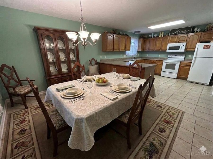 1260 Autumn Walk, Hamilton, OH 45013 Photo 7