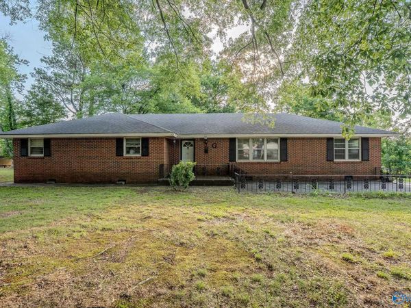 41 Seminary Street, Moulton, AL 35650