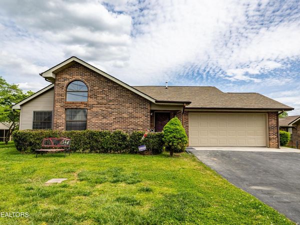 1148 Fielding Drive , Maryville, TN 37804