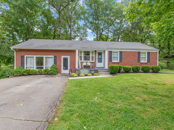 107 Shady Hill Rd , Dickson, TN 37055