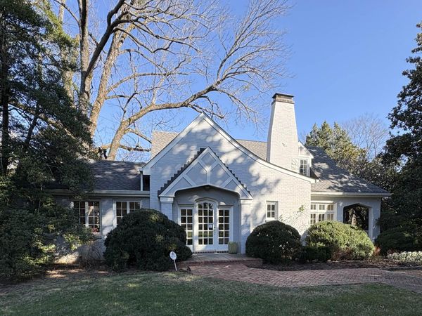210 Jackson Blvd , Nashville, TN 37205