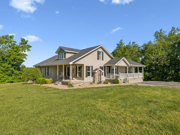 264 Lick Branch Rd , Lafayette, TN 37083