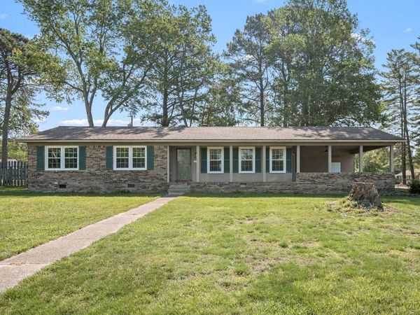 223 Skyview Ln , Tullahoma, TN 37388