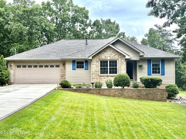 174 Cromwell Lane , Crossville, TN 38558