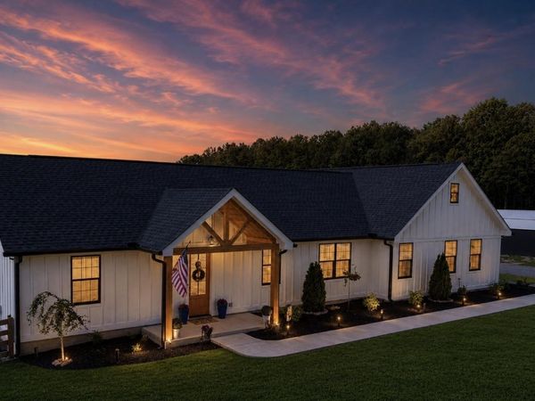 625 Robert Smith Rd , McMinnville, TN 37110