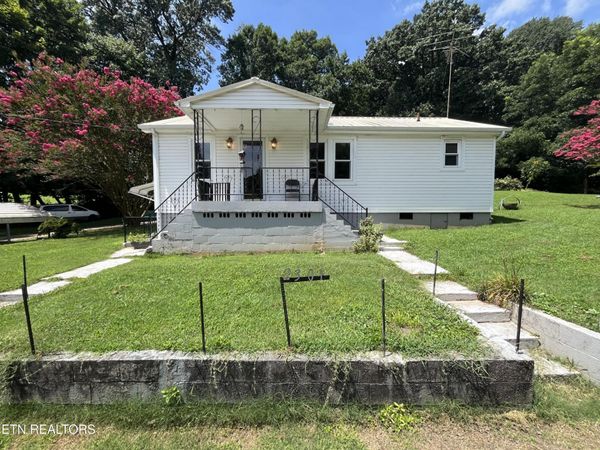 2301 Mitchell Rd , Mascot, TN 37806