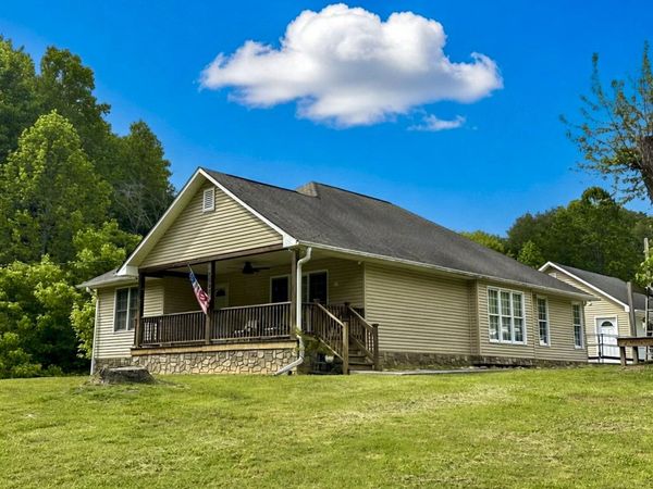 2397 Lower Rinehart Rd , Dandridge, TN 37725