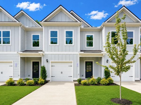 141 Ironhorse Way , Dickson, TN 37055