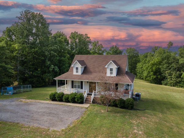 225 Sherman Road , Charlotte, TN 37036
