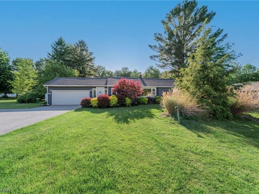543 N Lake Street , Madison, OH 44057 Photo 1