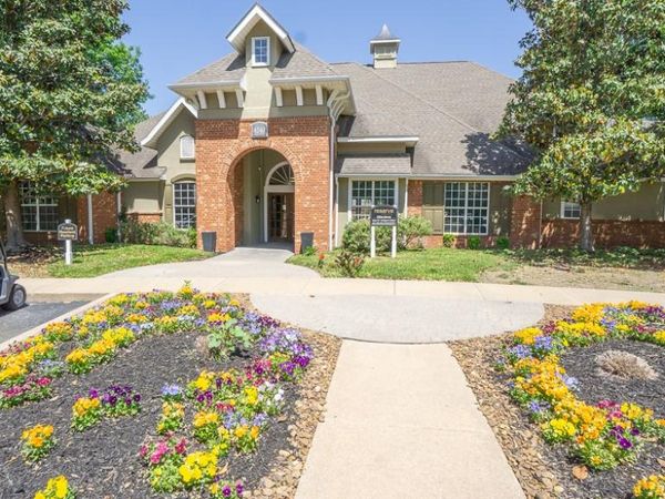 4261 NE Meadow Creek Circle , Unit 306, Fayetteville, AR 72703