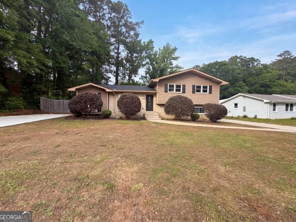 6330 Tahoe Drive, Atlanta, GA 30349