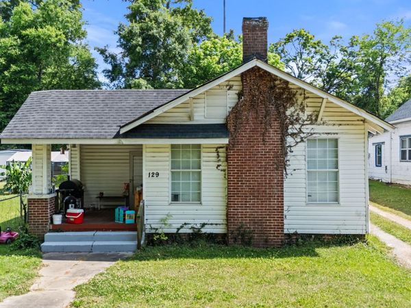 129 W Ellawood Avenue, Cedartown, GA 30125