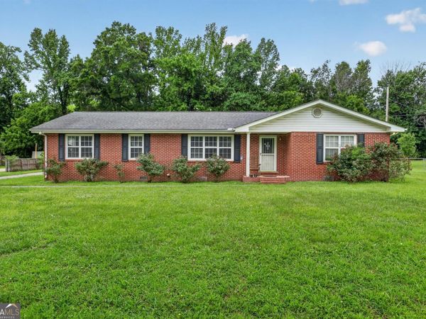 196 Summer Road, Tunnel Hill, GA 30755