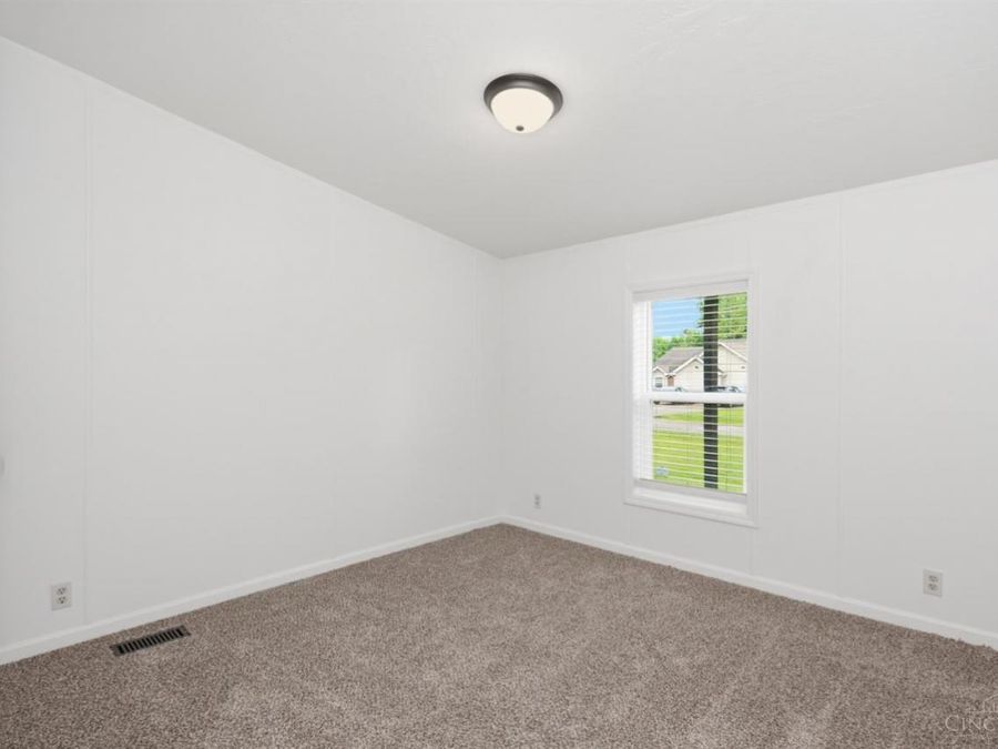 126 Dell Acres Drive, Georgetown, OH 45121 Photo 21