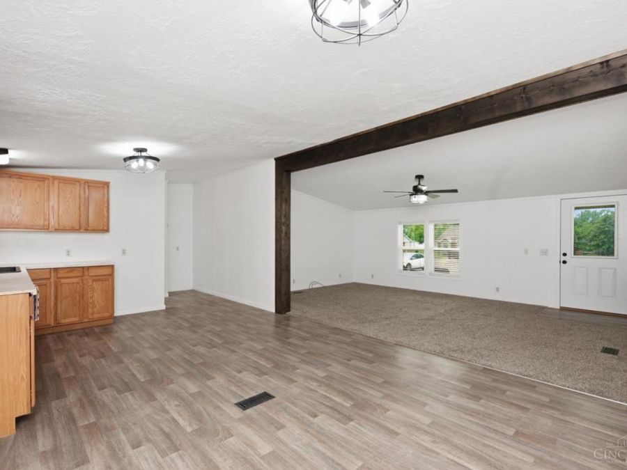 126 Dell Acres Drive, Georgetown, OH 45121 Photo 4