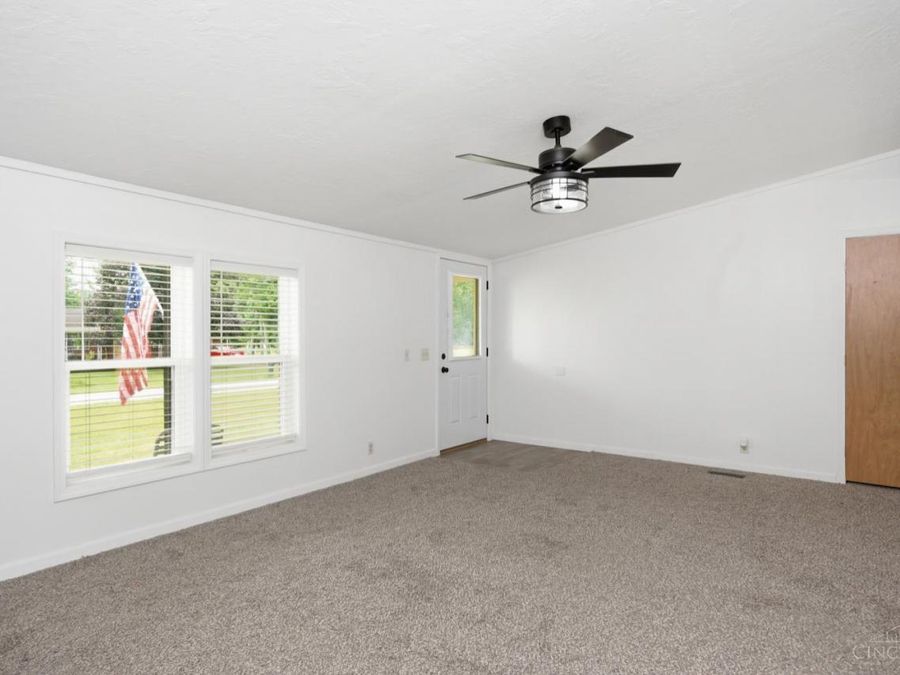 126 Dell Acres Drive, Georgetown, OH 45121 Photo 5