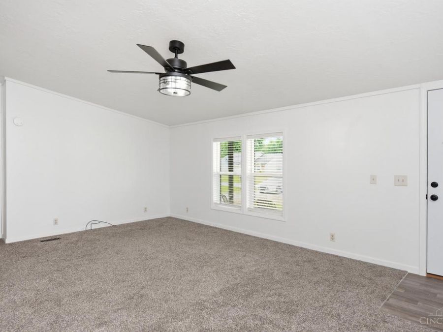 126 Dell Acres Drive, Georgetown, OH 45121 Photo 7